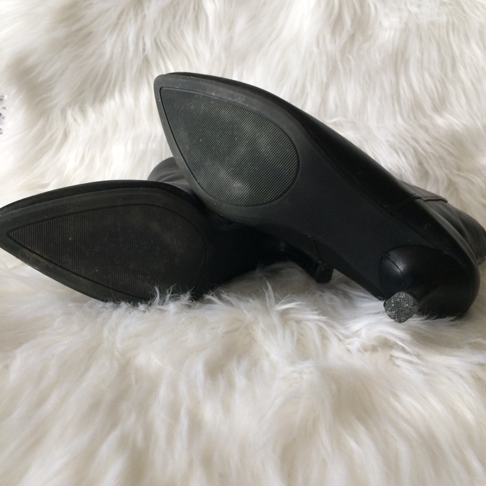 Black smooth  faux leather ankle boots - Picture 7 of 7